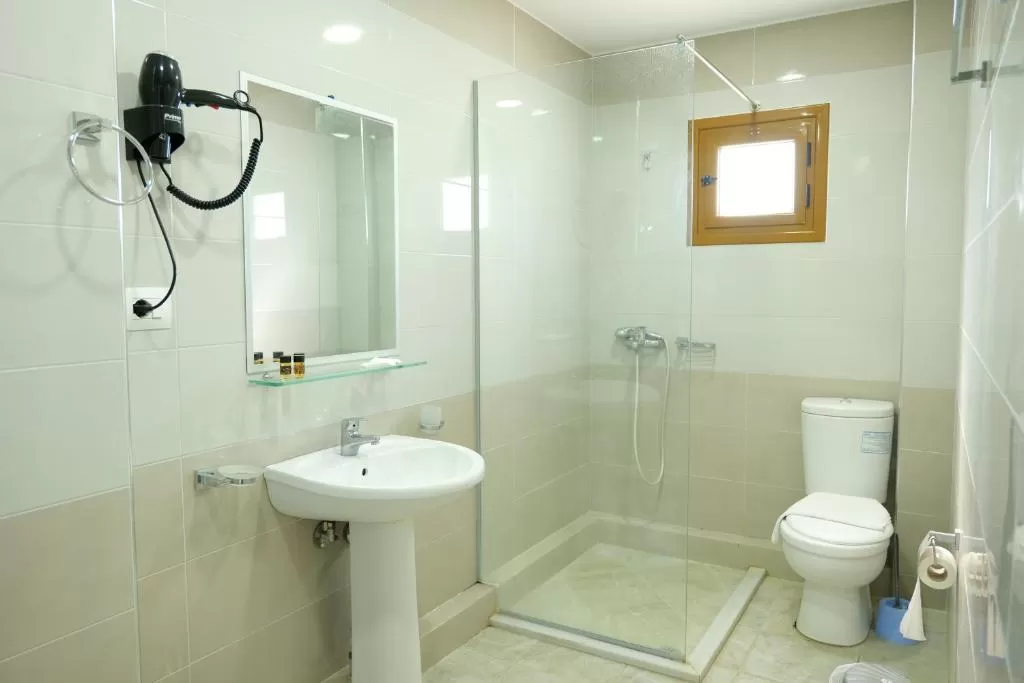 Alpha APART Deluxe 5.jpg